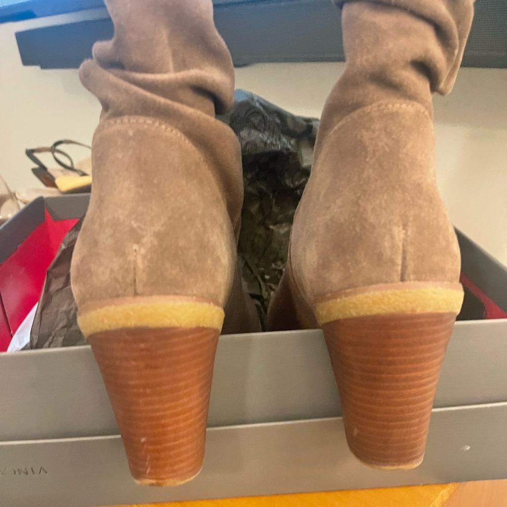 EUC Vince Camino Parka Bootie, Midnight Taupe suede, size 9 - Picture 9 of 10